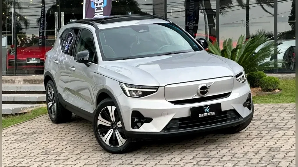 Volvo XC40 Recharge - Imagem 17