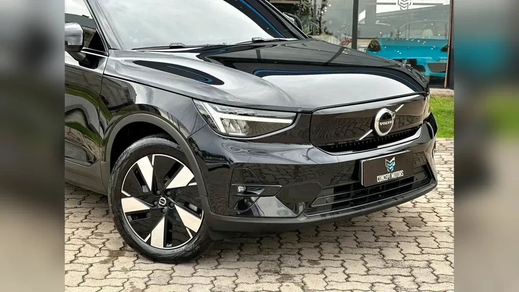 Volvo XC40 Recharge - Imagem 5
