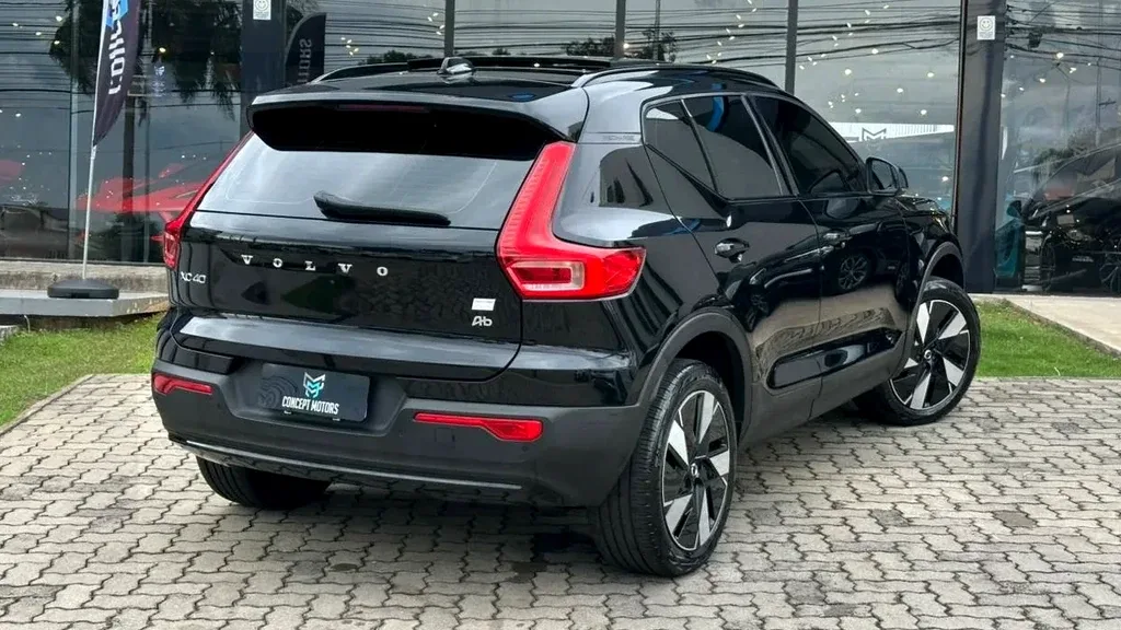 Volvo XC40 Recharge - Imagem 16