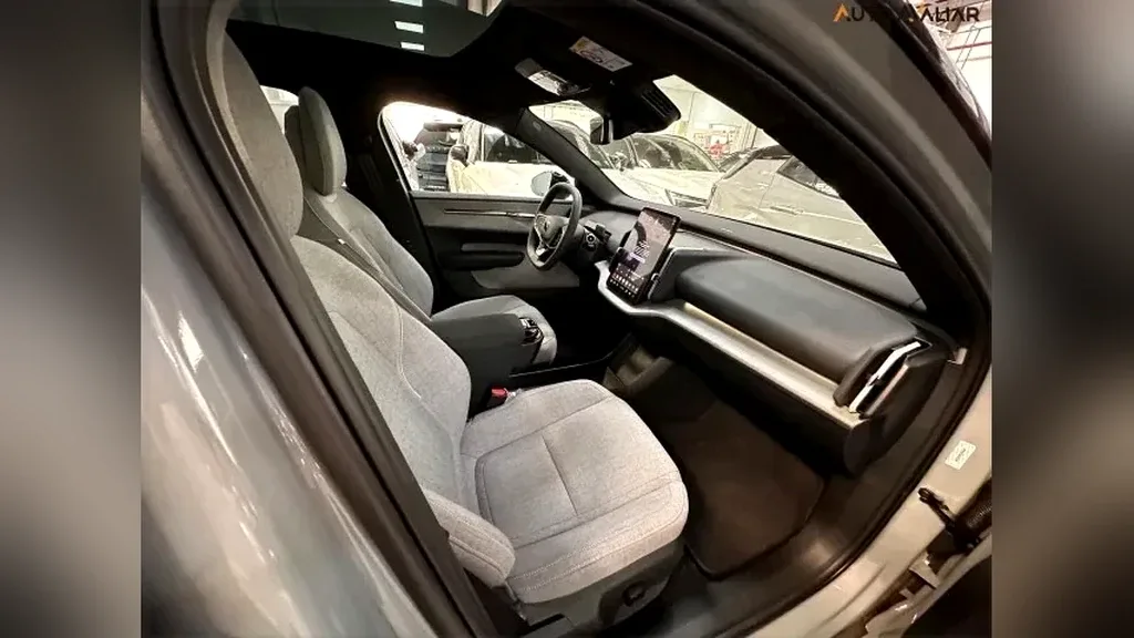 Volvo EX30 - Imagem 5