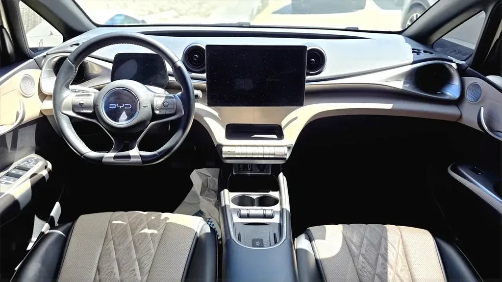 BYD Dolphin - Imagem 12