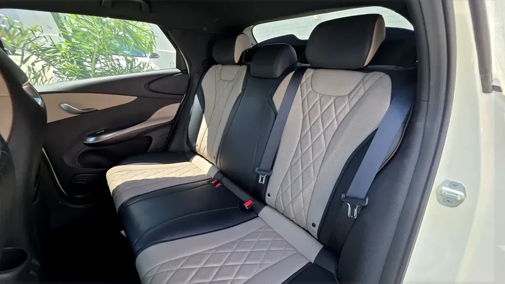 BYD Dolphin - Imagem 18