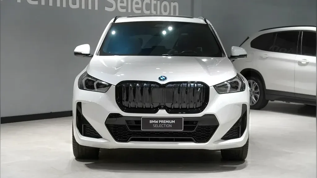 BMW IX1 - Imagem 2