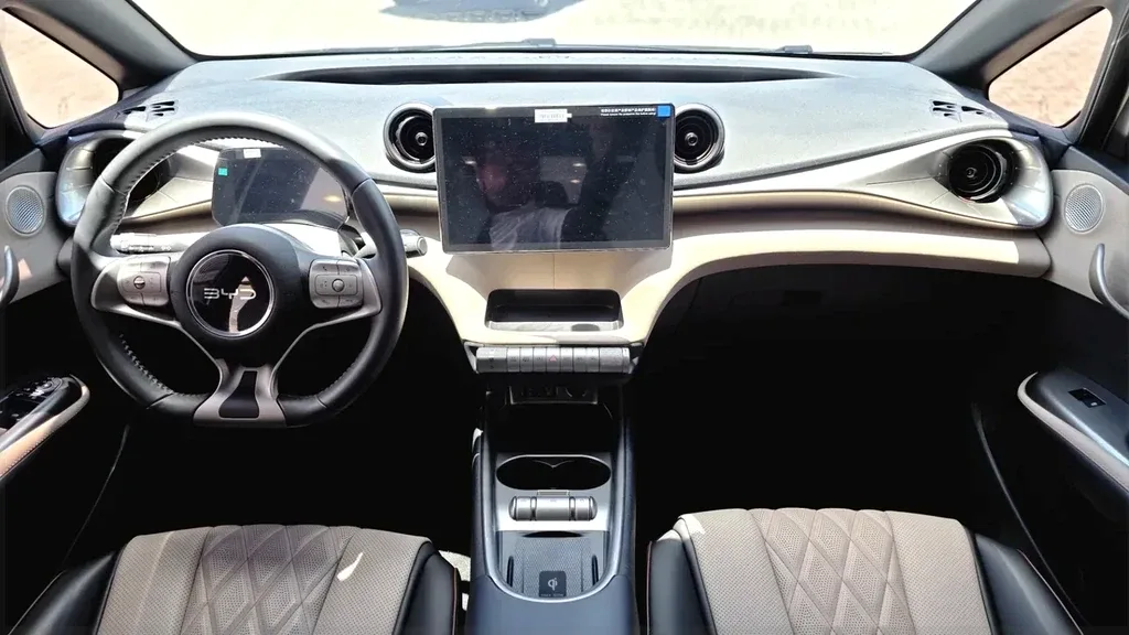 BYD Dolphin - Imagem 12