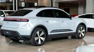 Porsche Macan - Miniatura 6