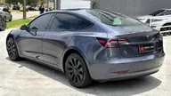 Tesla Model 3 - Miniatura 4