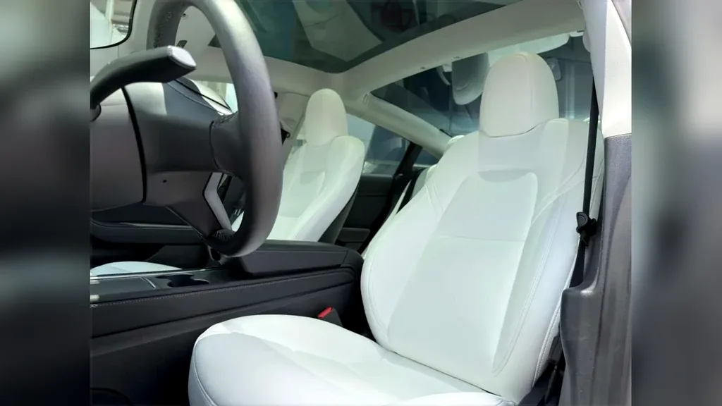 Tesla Model 3 - Imagem 7