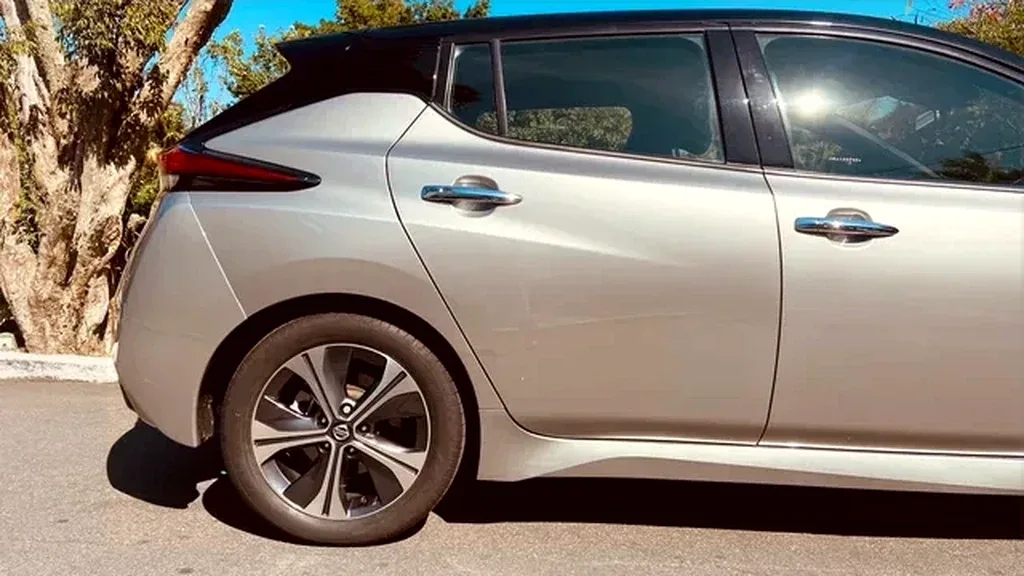 Nissan Leaf - Imagem 5