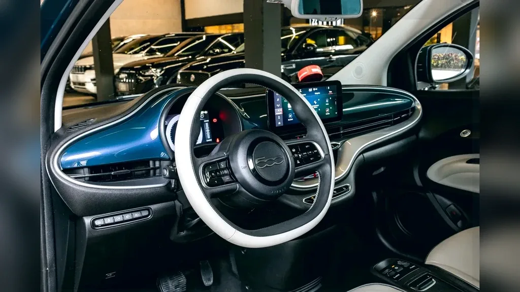 Fiat 500e - Imagem 13
