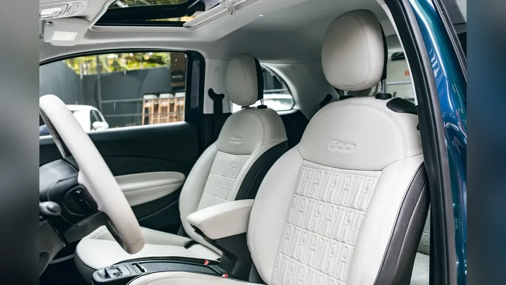 Fiat 500e - Imagem 16