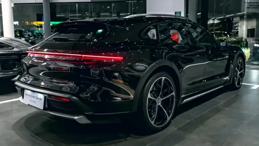 Porsche Taycan - Imagem 4