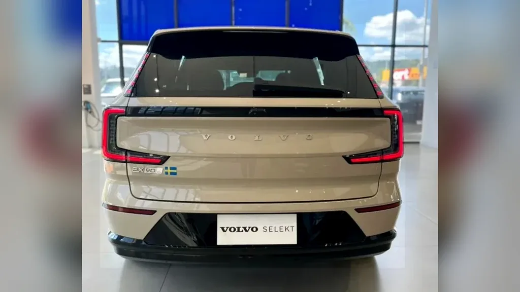 Volvo Ex90 - Imagem 10