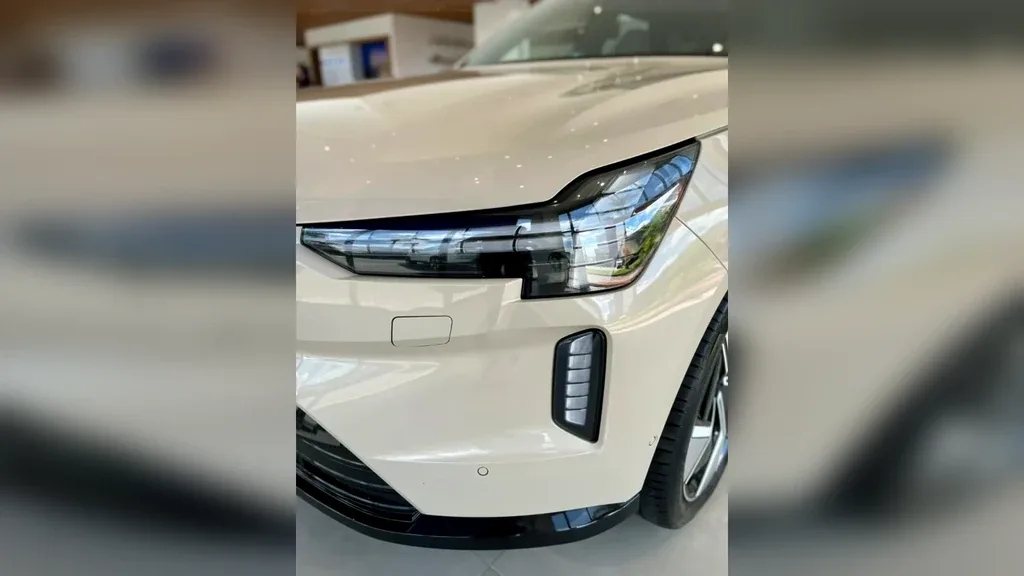 Volvo Ex90 - Imagem 13