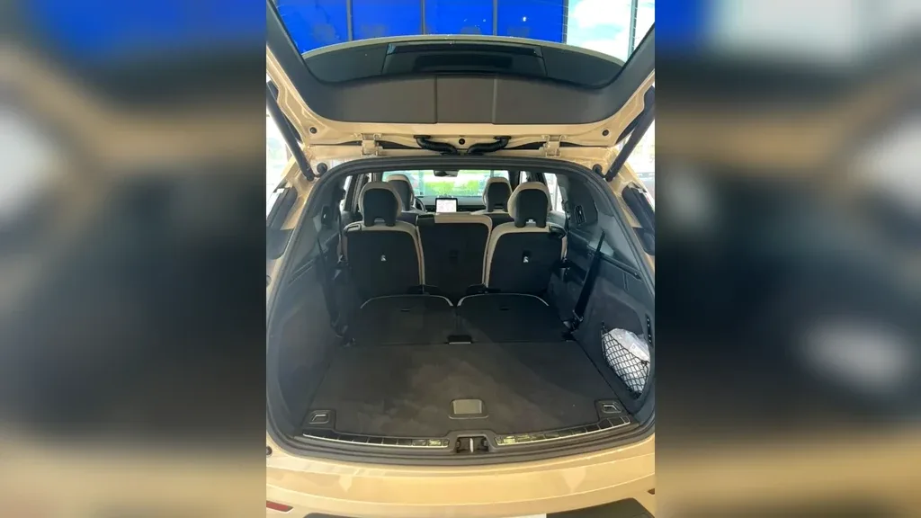 Volvo Ex90 - Imagem 19