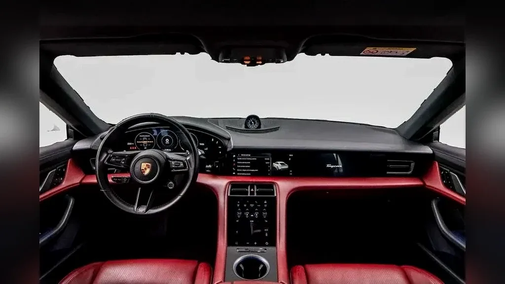 Porsche Taycan - Imagem 10