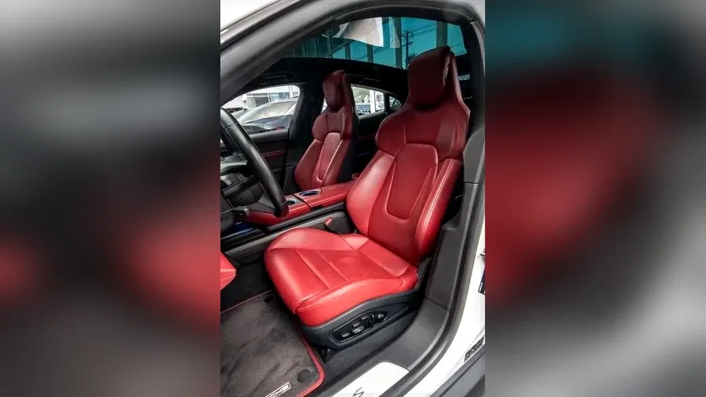 Porsche Taycan - Imagem 12