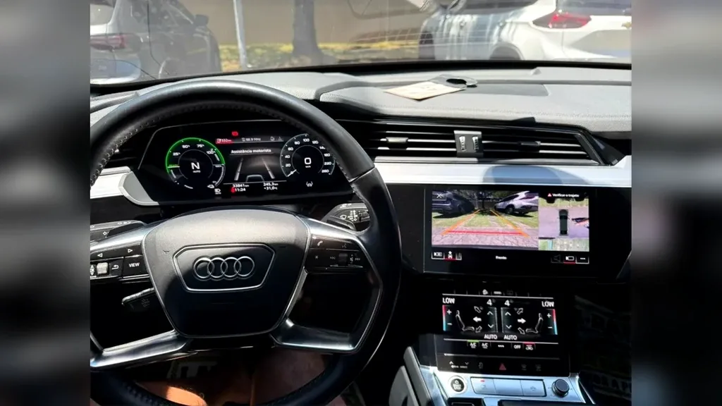 Audi E-tron S Sportback - Imagem 11