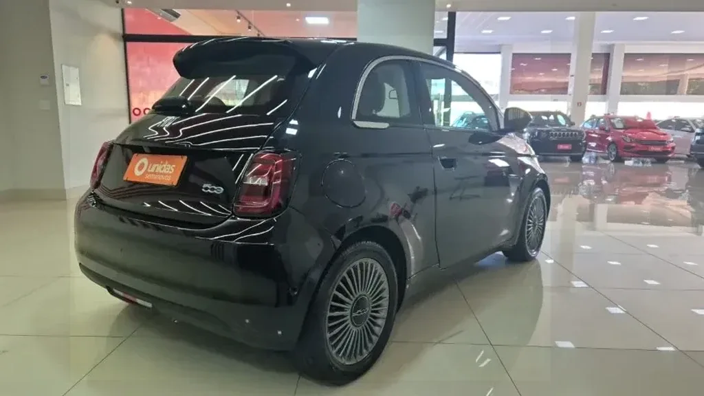 Fiat 500e - Imagem 4