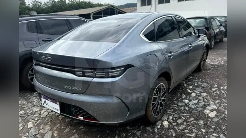 BYD King - Imagem 8