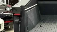 Tesla Cybertruck - Miniatura 16