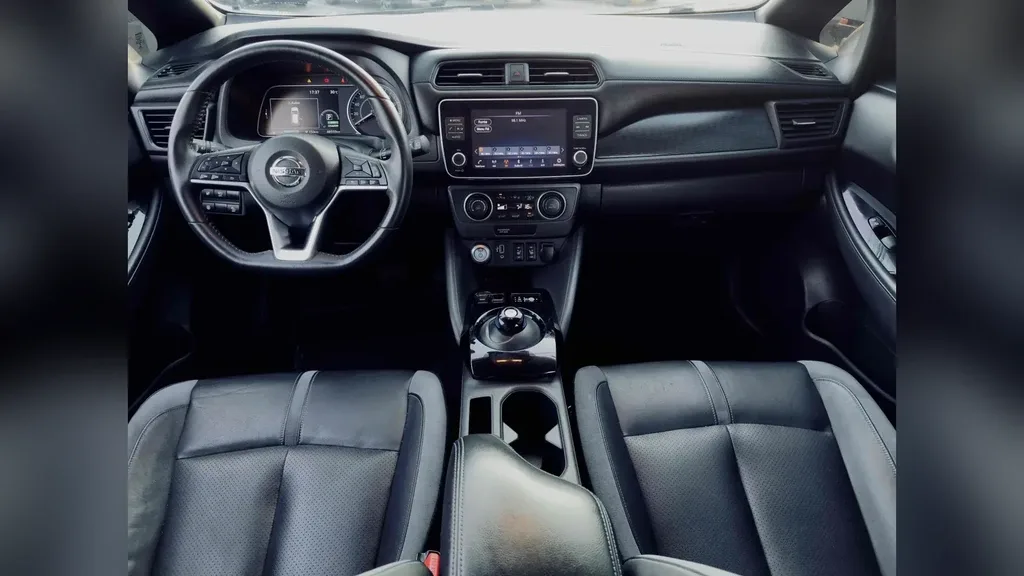 Nissan Leaf - Imagem 8