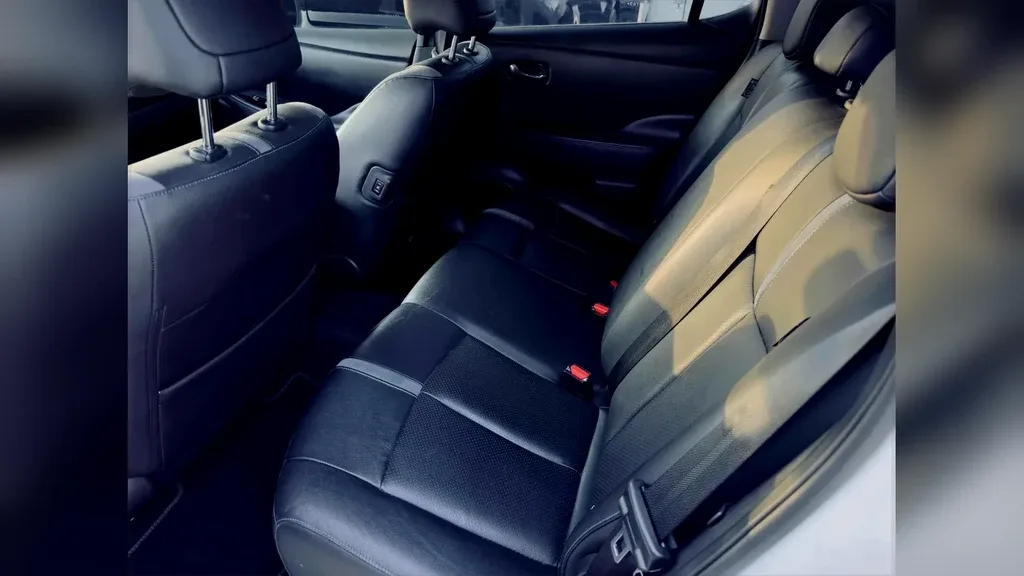 Nissan Leaf - Imagem 11