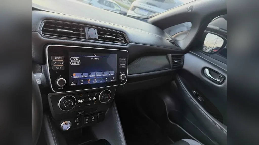 Nissan Leaf - Imagem 13