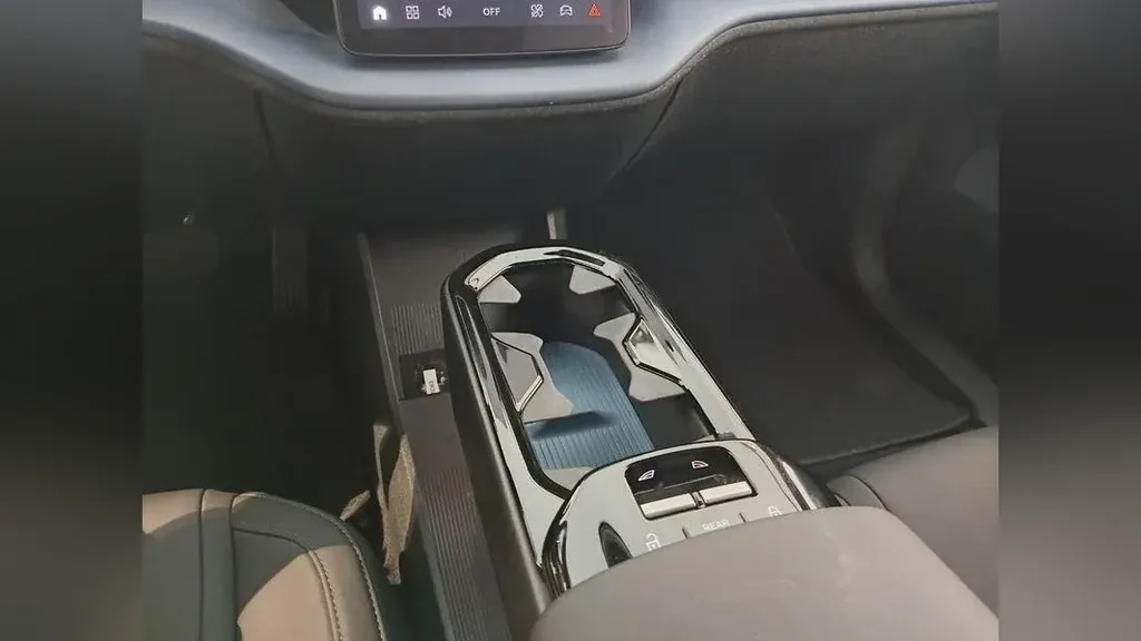 Volvo EX30 - Imagem 11