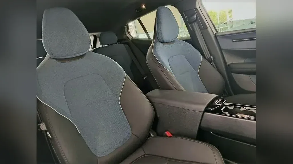 Volvo EX30 - Imagem 16