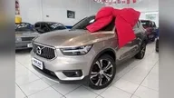 Volvo XC40 Recharge Plug-in Hybrid - Miniatura 1