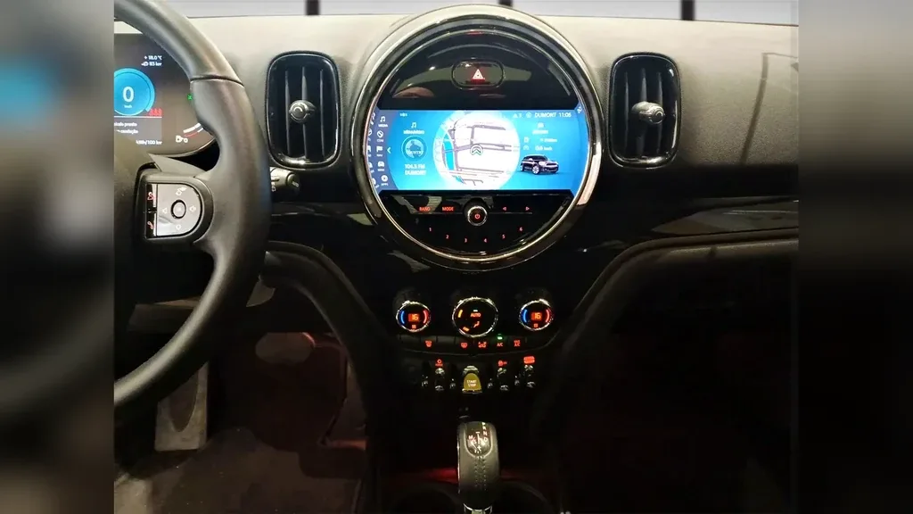 Mini Cooper SE - Imagem 9