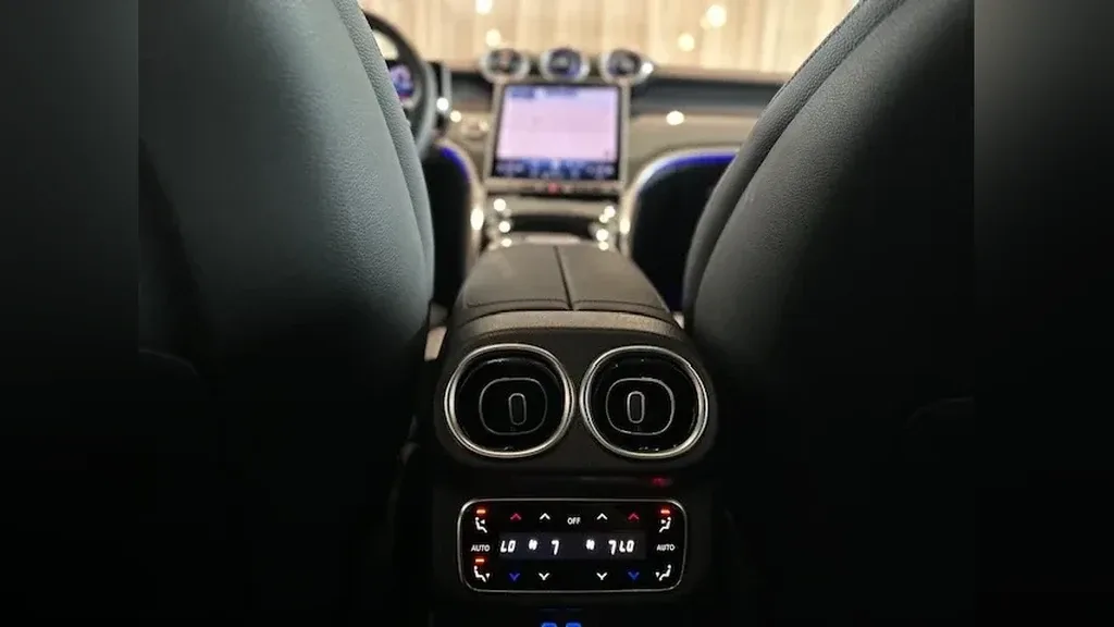 Mercedes Glc 300e - Imagem 14