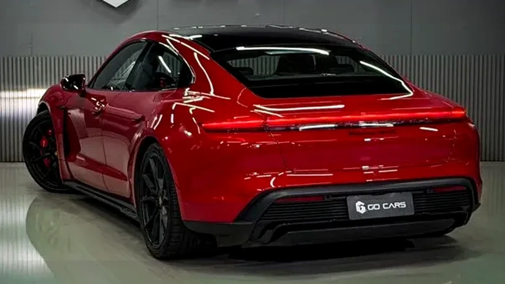 Porsche Taycan - Imagem 3