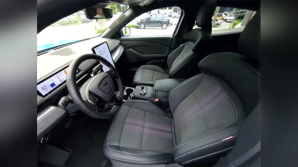 Ford Mustang Mach-e - Imagem 9