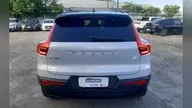 Volvo XC40 Recharge - Miniatura 6