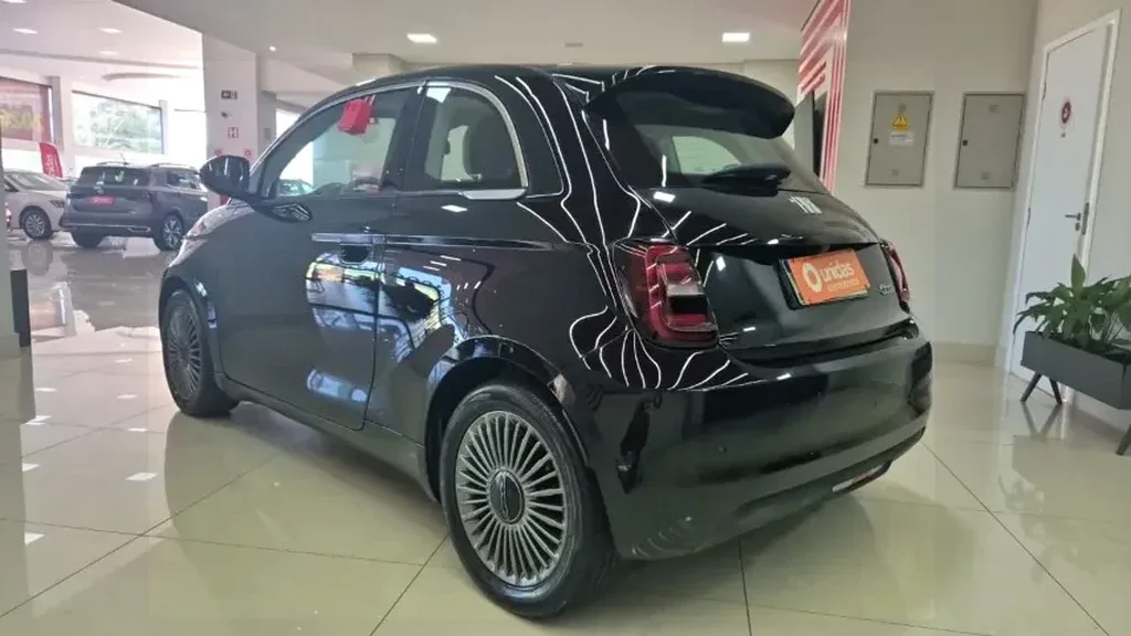Fiat 500e - Imagem 5