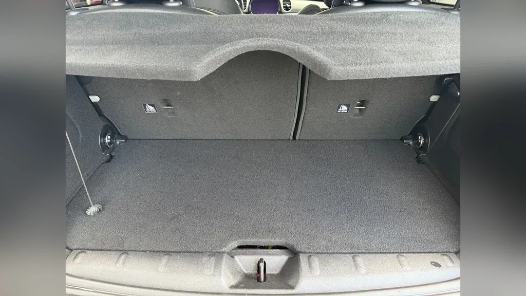 Mini Cooper SE - Imagem 9