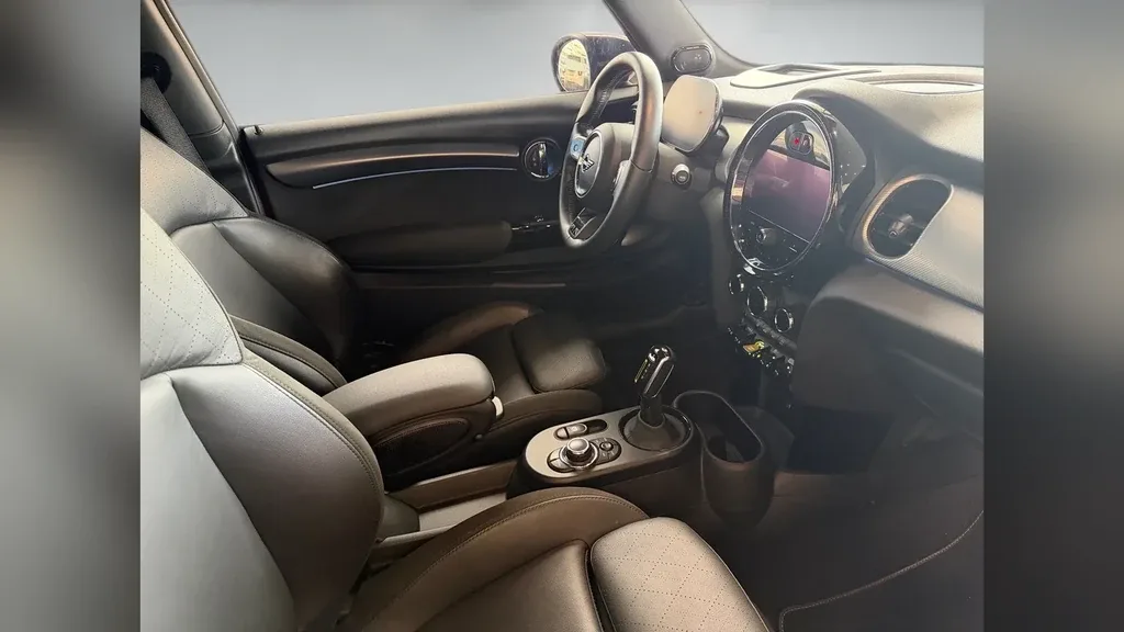 Mini Cooper SE - Imagem 15