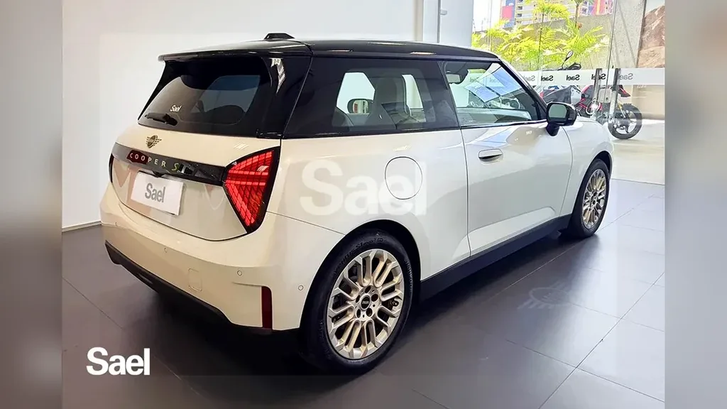 Mini Cooper SE - Imagem 6
