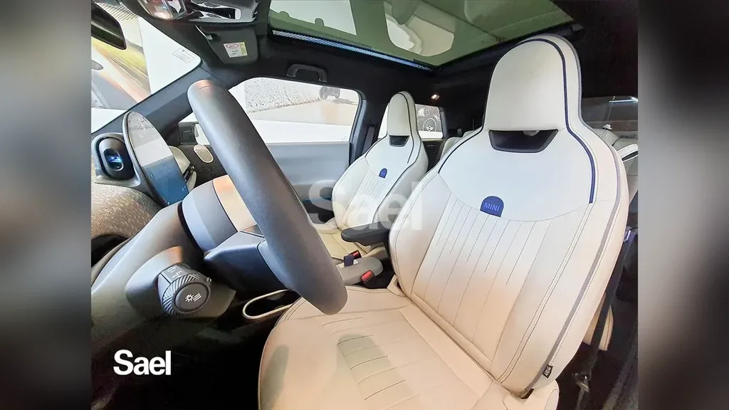 Mini Cooper SE - Imagem 9