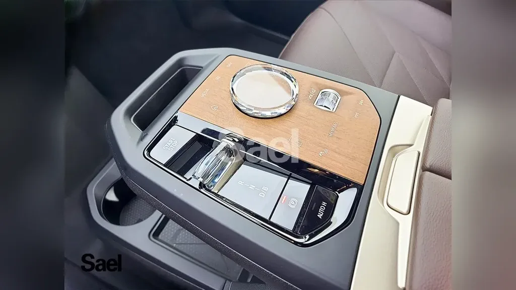 BMW Ix - Imagem 13