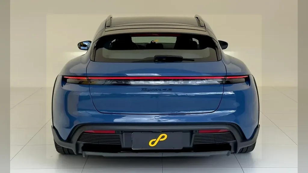 Porsche Taycan - Imagem 4