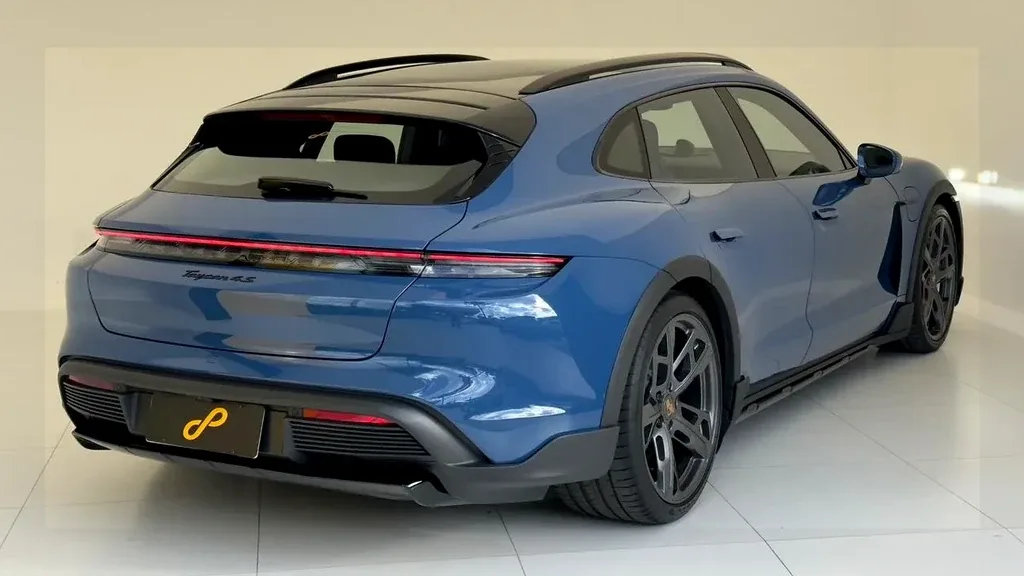 Porsche Taycan - Imagem 5