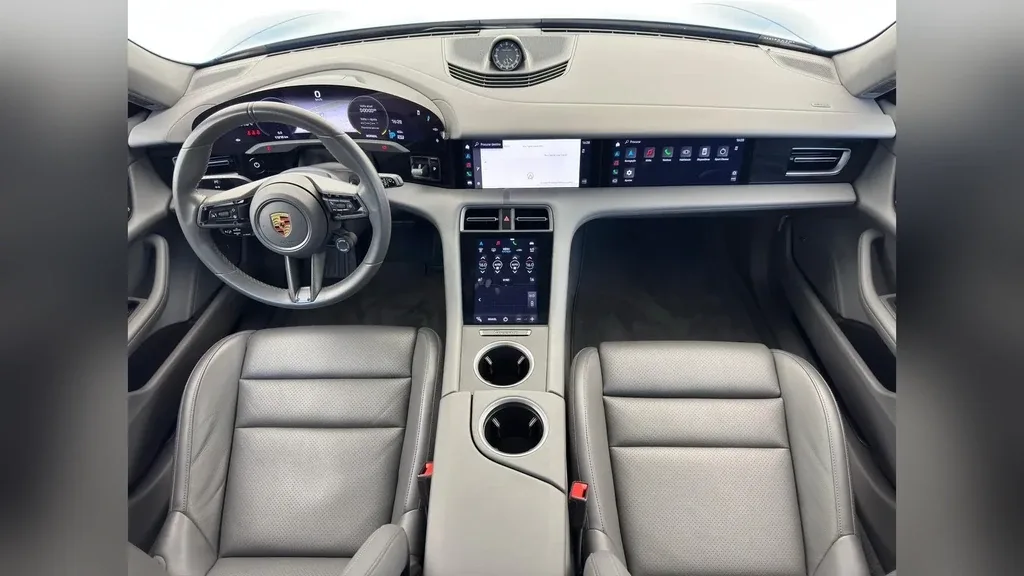 Porsche Taycan - Imagem 9