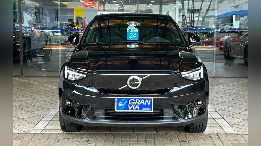 Volvo C40 Recharge - Imagem 2