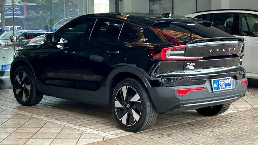 Volvo C40 Recharge - Imagem 7