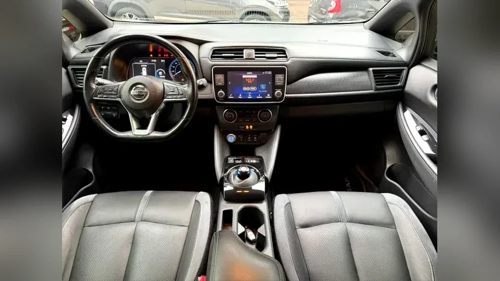 Nissan Leaf - Imagem 10
