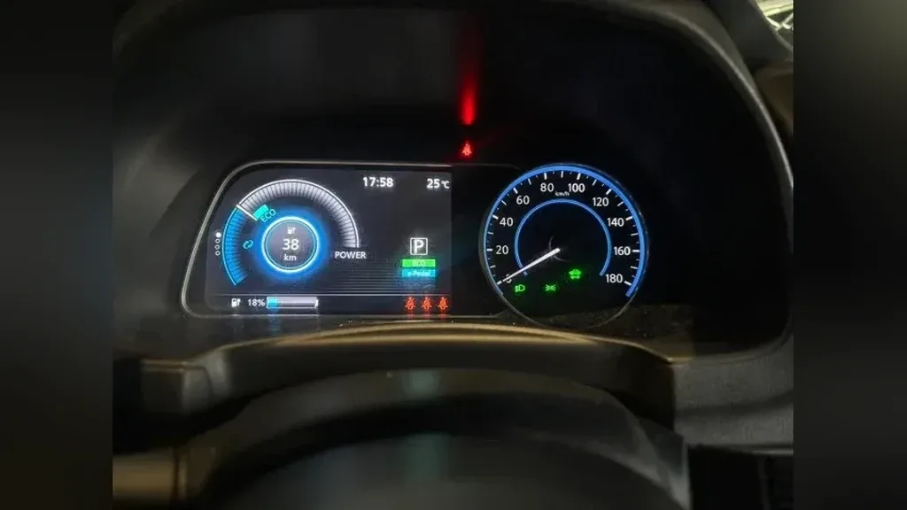 Nissan Leaf - Imagem 7