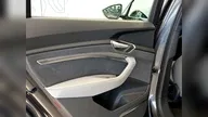 Audi E-tron - Miniatura 12