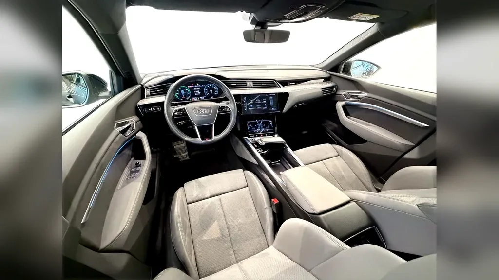Audi E-tron - Imagem 13